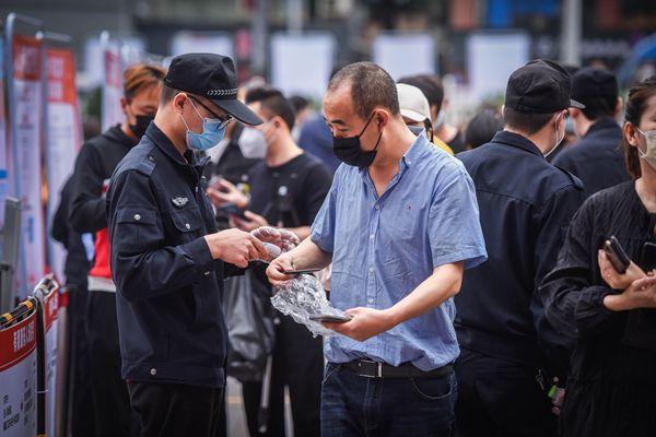 万佳服装批发市场，时尚潮流的源头