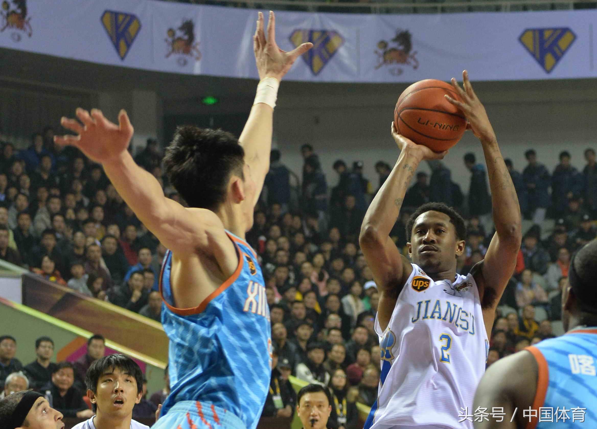 江苏体育彩票7位数走势图及连线分析
